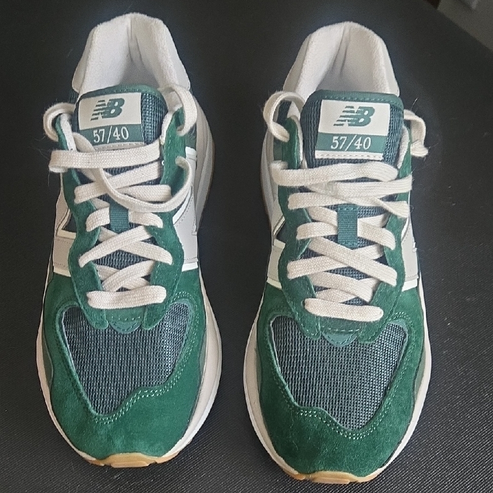 New Balance 57/40 Forest Green Sneakers Size 8